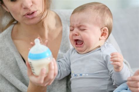 Meu Bebê Tomava Mamadeira E Agora Não Quer Mais - Como ajudar o seu bebê a aceitar a mamadeira - Kinedu Blog