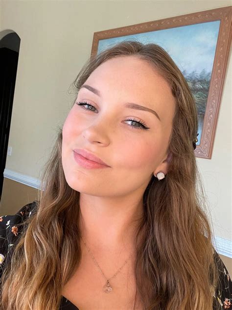 ASMR Darling | Scrolller