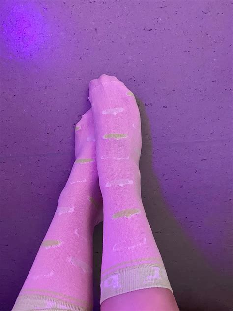 Sukie on Twitter: "RT @carolinasukie: RT if you like the socks x) https