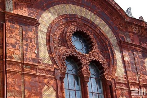 Оглядова Ужгород: замок Унг, ужгородський скансен, історичний центр...