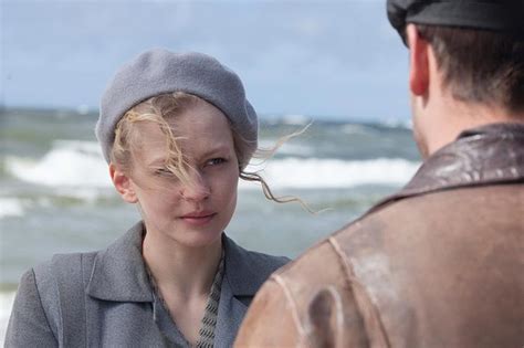 «Холодное танго» (2017) - сюжет, актеры и роли, кадры из фильма