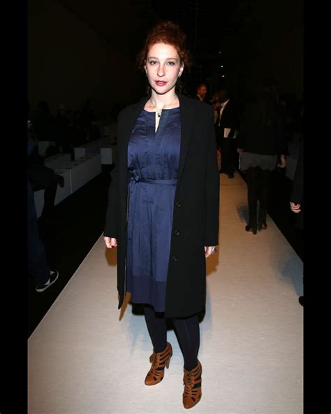 Photo : Lola Naymark assiste au défilé Vanessa Bruno automne-hiver 2013