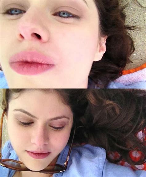 Picture of Alexandra Daddario in Life in Text - alexandra-daddario