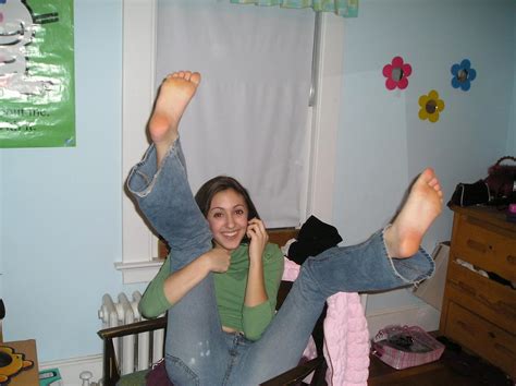 feetxpress  dutch foot blog amateur teen feet