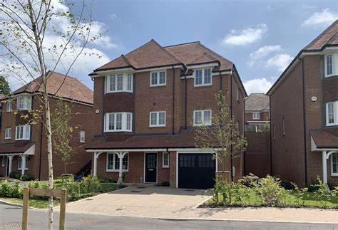 New Build Housing Developments in South East England | Elivia Homes