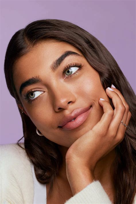 girl  blue eyes  makayla hampton blog