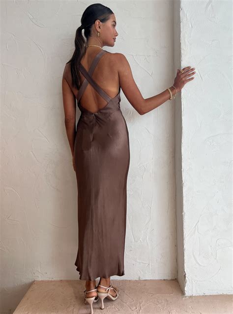 Shona Joy Milo Plunge Cross Back Midi Dress in Cacao - Coco & Lola