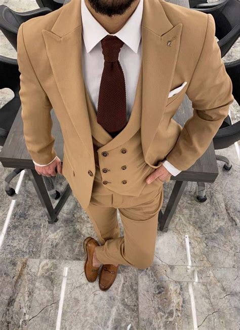 Мъжки втален костюм в кафяв цвят 5788-3 - Boutique Milano