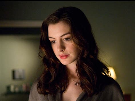 Anne Hathaway Wallpaper 1366x768