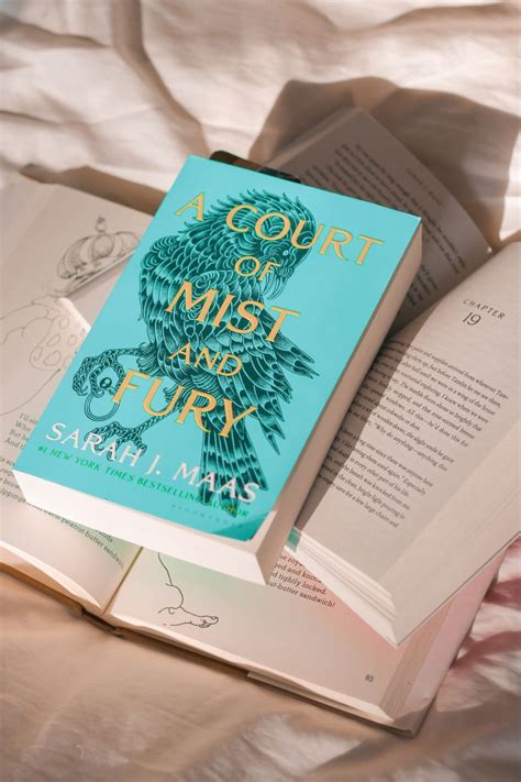 Sarah J. Maas’ Books in Order - Parade