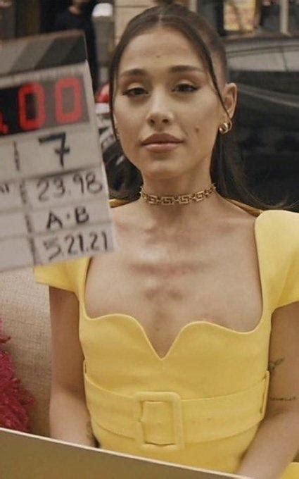 Ariana Grande debuts new body - Celebria - ATRL