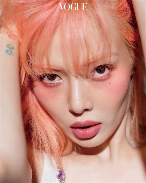 Хёна в фотосессии для Vogue Korea - YesAsia.ru