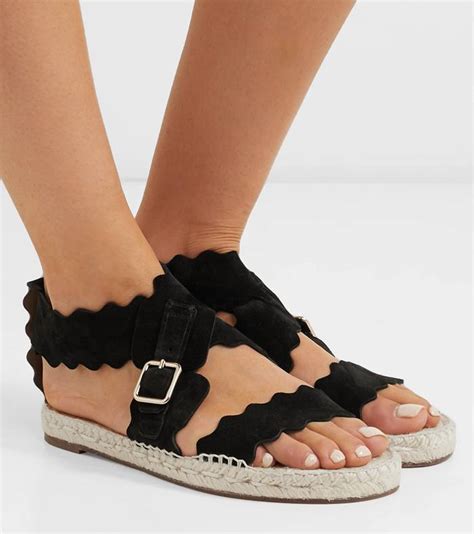 15 Stylish (and Comfortable) Sandals for Wide Feet | Who What Wear