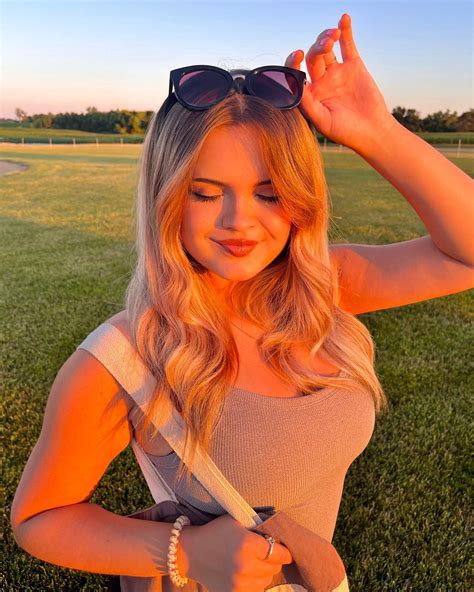 Abby Thompson ᵕ̈ | Abby and Caitlyn visiting their old high school