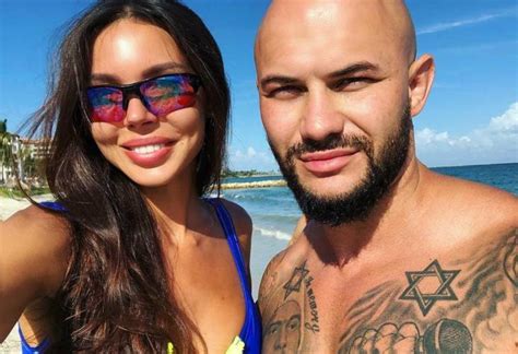 Оксана Самойлова впервые отреагировала на слухи о разрыве с Джиганом ...