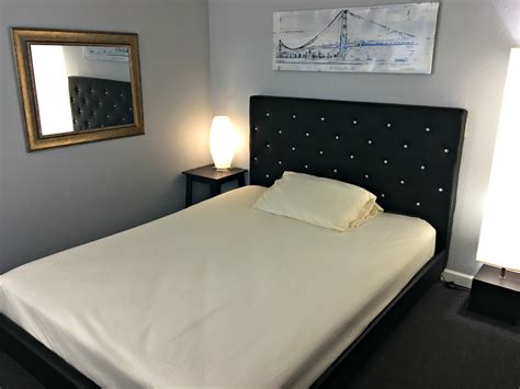 Webcam Rooms — Studio 4
