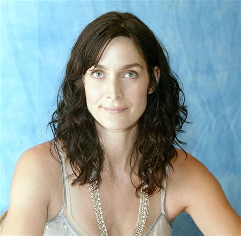 Carrie-Anne Moss 2018: Hair, Eyes, Feet, Legs, Style, Weight & No Make ...