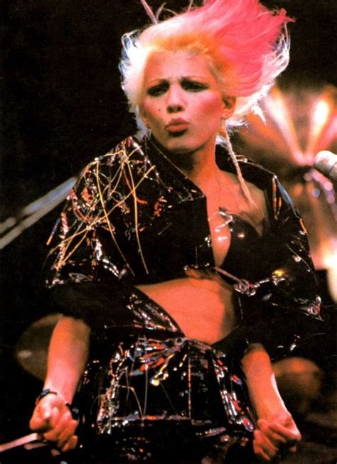 25 Stunning Photos Show Fashion Styles of a Young Dale Bozzio | Vintage