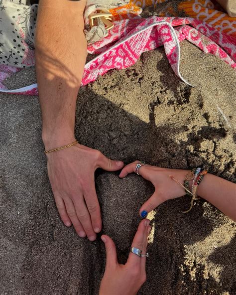 𝙺𝚒𝚎𝚛𝚜𝚝𝚊𝚗 𝙺𝚗𝚞𝚝𝚜𝚘𝚗 | livin’ easy and I’m easy livin’ 🌊☀️ | Instagram