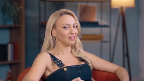 Оля Полякова пожалілася на доньок у Великій Британії - Showbiz