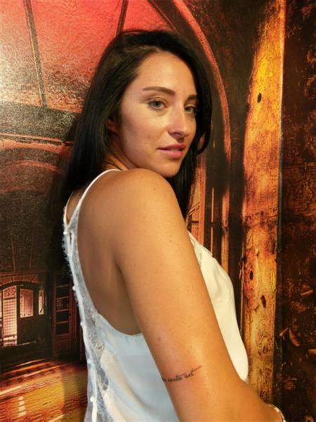 Alea iacta est Tattoo Latince Zarlar atıldı Anlamında Dövme : Yazı İsim ...