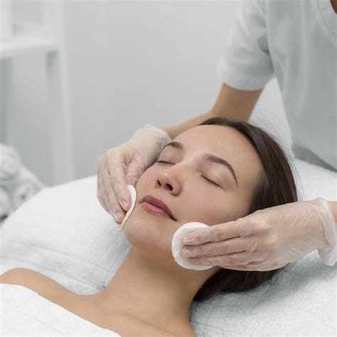 Facial Skinceuticals - Farmacia Isela Méndez