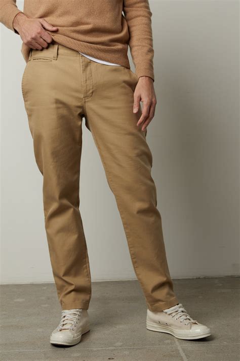 Hollister Khaki Pants Outfits