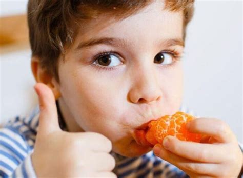 Top 10 Ways To Make Kids Eat More Fruits - Bite Me Up