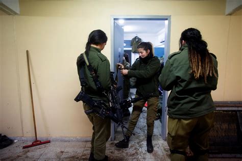 Female Israeli Soldiers