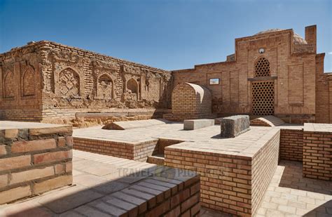 travel4pictures | Cemetery Chor Bakr, Tombs of Chor-Bakr Necropolis ...