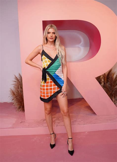 Alissa Violet – REVOLVE Gallery Private Event at Hudson Yards in NYC 09