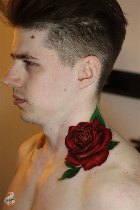 Вова HeartBeat. Тату мастер в тату салоне «Злая Утка»