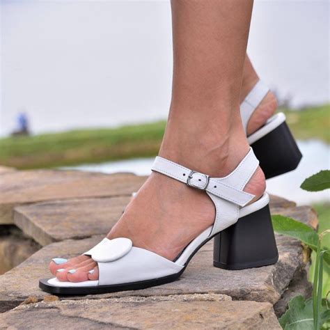 Дамски сандали на ток Lexi white| Tinti shoes