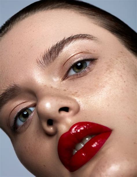 LIUBOV POGORELA | Mac makeup eyeshadow, Lipstick contouring, Makeup