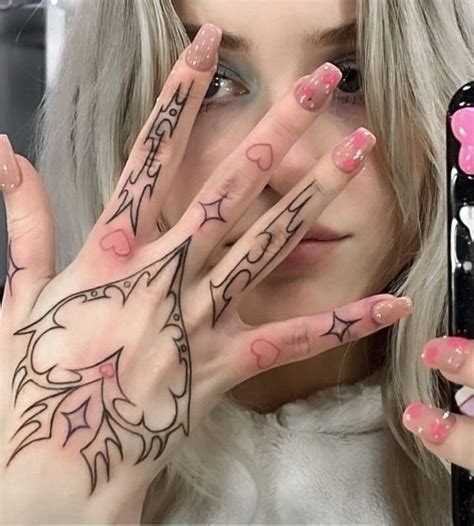Épinglé sur (ᐡ- ﻌ •ᐡ) | Tatouage swag, Beau tatouage, Modele tatouage