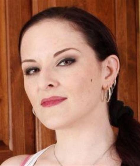 Caroline Pierce – Film, biografia e liste su MUBI