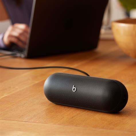 El altavoz Beats Pill está de vuelta, con mejores parlantes, USB-C ...