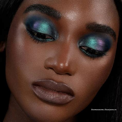 Natasha Denona Mini Triochrome Eyeshadow Palette 2023 - Makeup