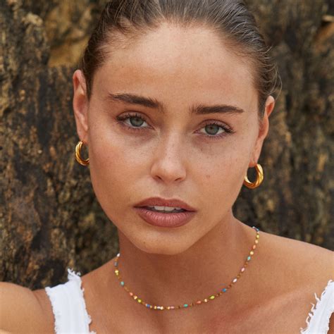 Why Do My Ears Hurt When I Wear Earrings? Solutions & Tips