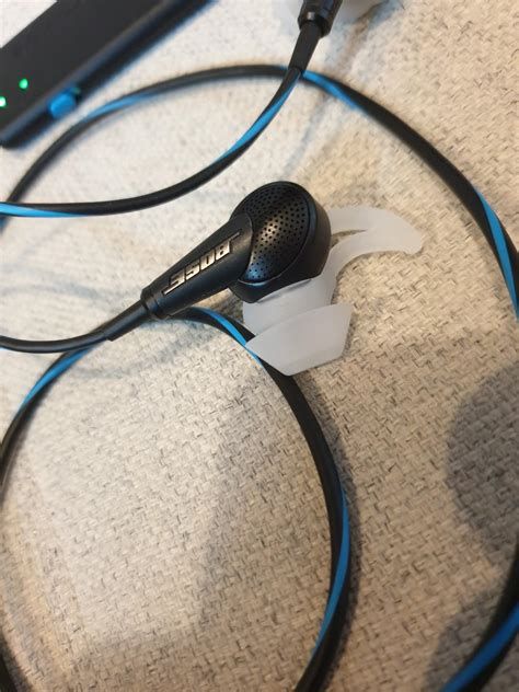 Bose QuietComfort 20 QC 20 Noise Cancelling headphones, 音響器材, 頭戴式/罩耳式耳機 ...