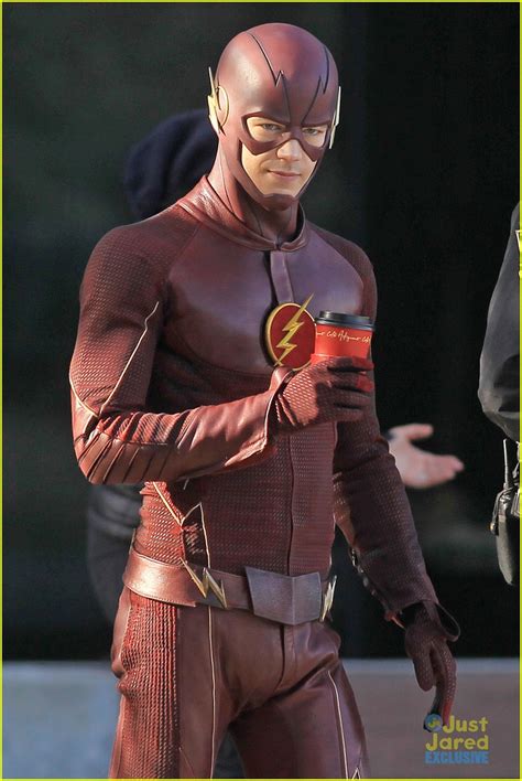 Full Sized Photo of grant gustin flash arrow crossover spoilers 01 ...