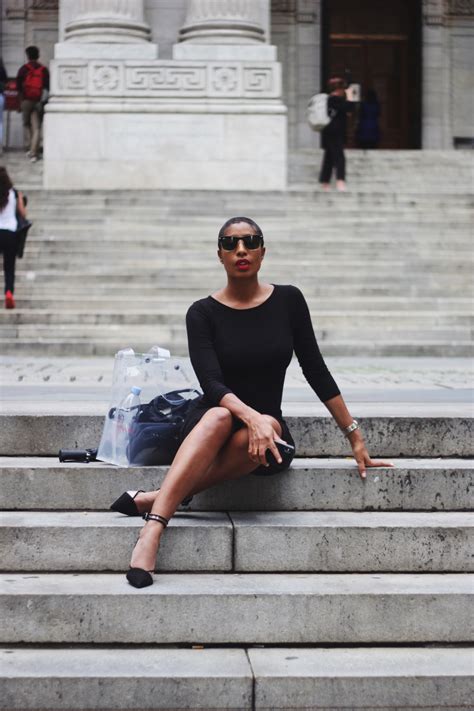 Lauren, Founder of Lauren Napier Beauty - The POWER Thread