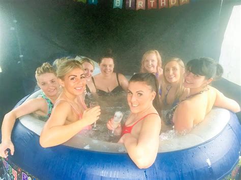 Hot Tub Hire | Honey Bee Therapy