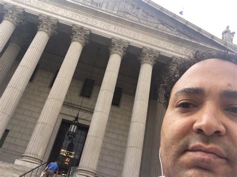 Does anyone reading /r/bitcoin live in Miami-Dade county to pick up a