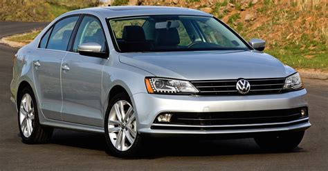 2015 Volkswagen Jetta : Pricing and specifications - photos | CarAdvice