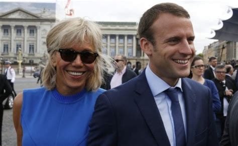 Emmanuel Macron - Bio, Wife, Height, Age, Gay, Net Worth, Children, Family