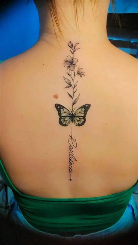 21 Elegant Spine Tattoos for Women That Symbol of Strength - TattooGlee
