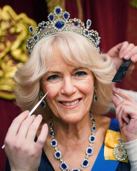 How Queen Camilla’s waxwork pays tribute to Queen Elizabeth II – VISIT