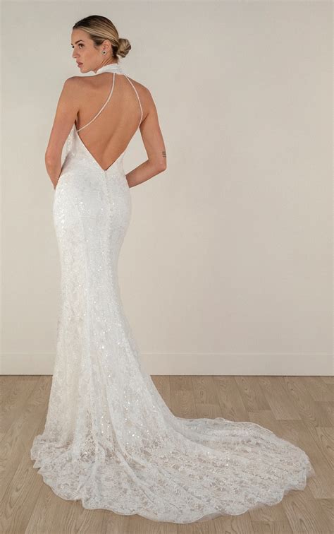 Sexy Halterneck Column Bridal Dress in Lace
