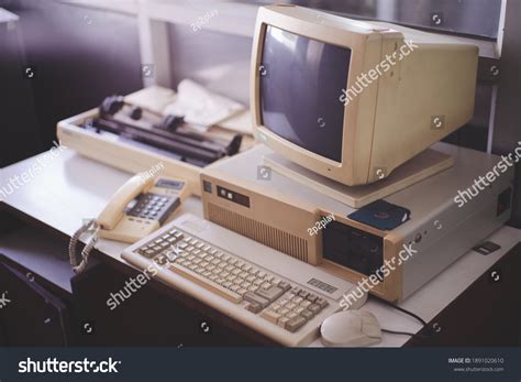 Obsolete Computer Background: Over 10,505 Royalty-Free Licensable Stock ...